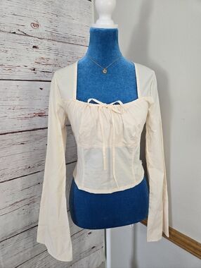 NWT Wild Fable Cream Long-Sleeve Square Neck Tie-Front Top Size M
